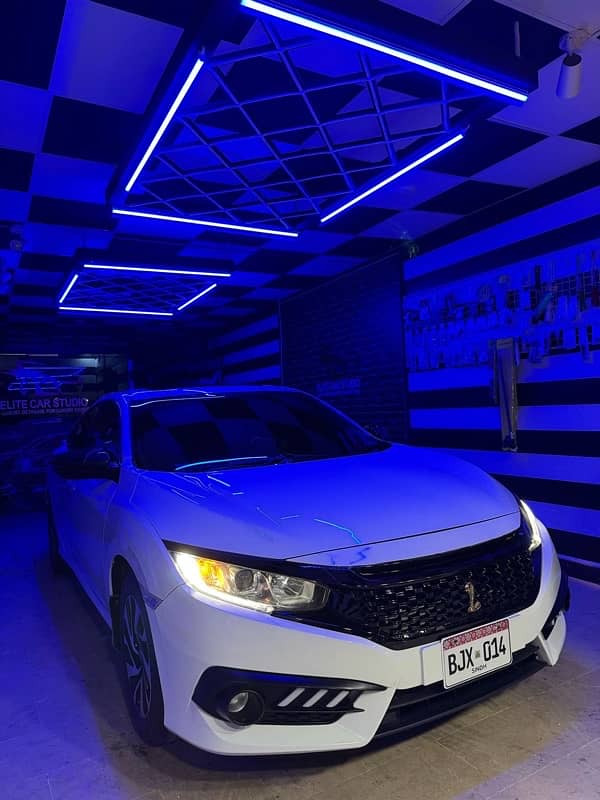 Honda Civic X 1.8 (UG) (UG Top of the line variant) 1