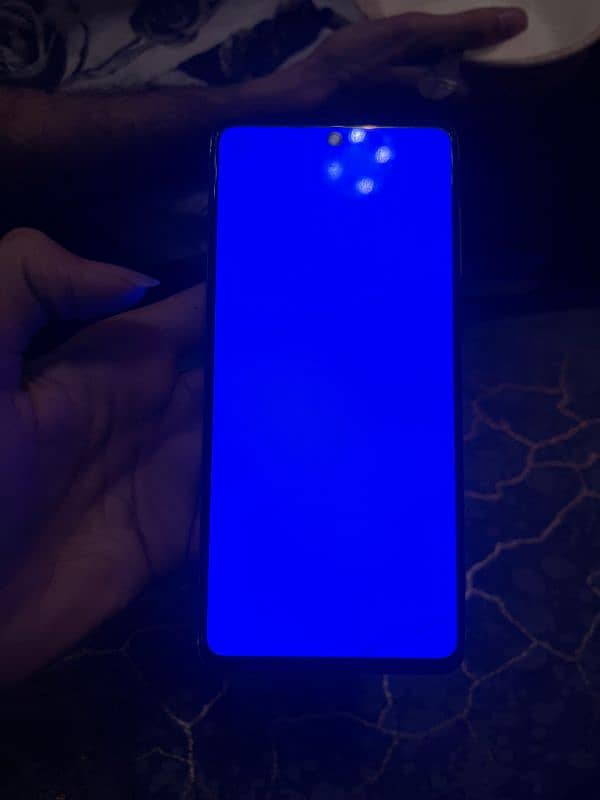 Samsung Galaxy A71 pta 8/128 12