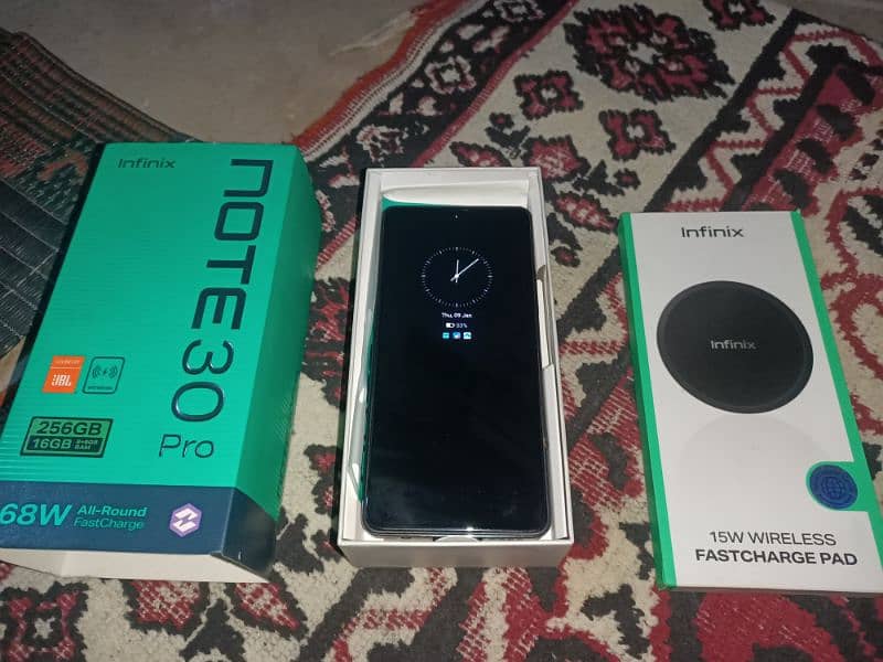 Infinix Note 30 Pro 8+8GB/256GB 0