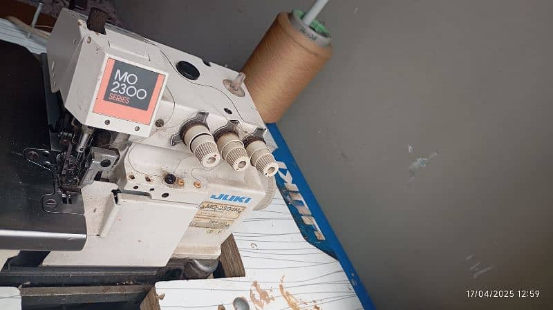 overlock machine 1