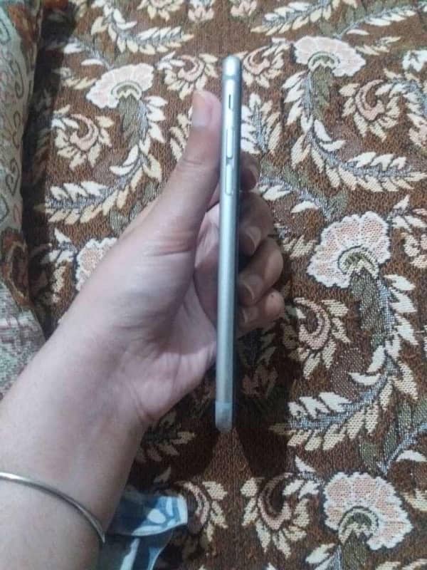 I Phone 6 (Non Pta) 4