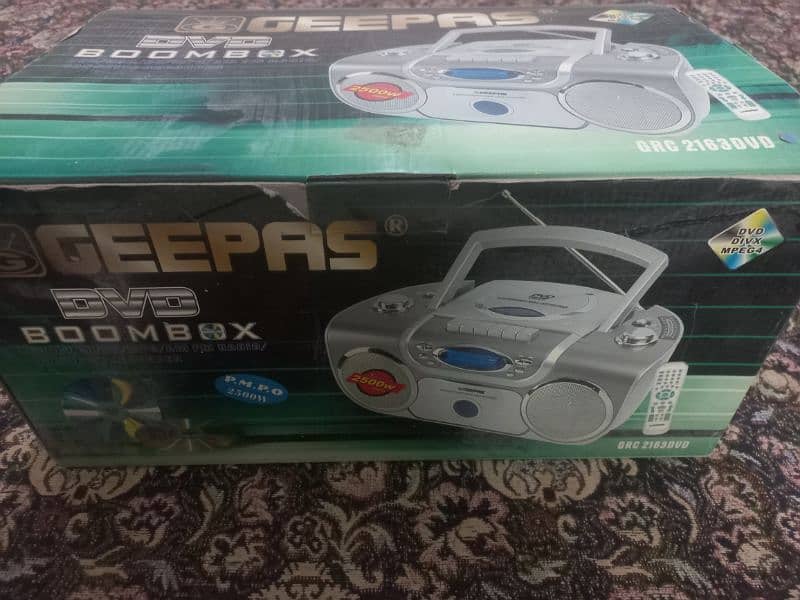 Geepas CD/DVD player 0