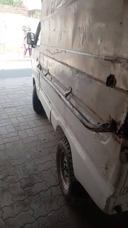 Suzuki Ravi 2011 03115822759 5