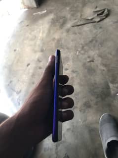 I am selling my mob vivo y 90