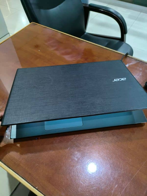 Acer E5-522 in new condition 4
