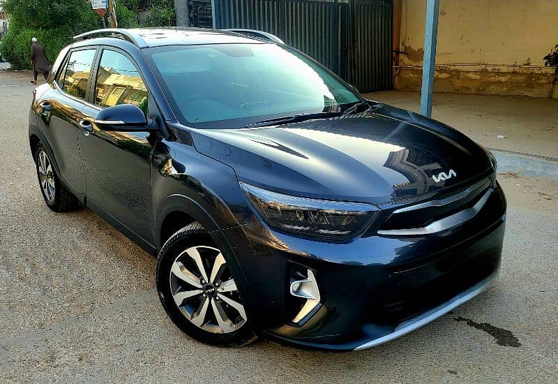 KIA STONIC 2022 Ex+ top of the line 2