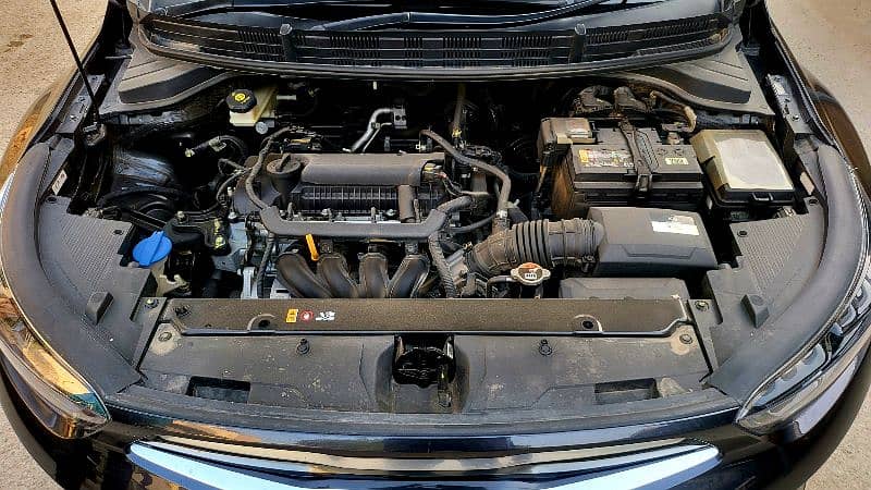 KIA STONIC 2022 Ex+ top of the line 12
