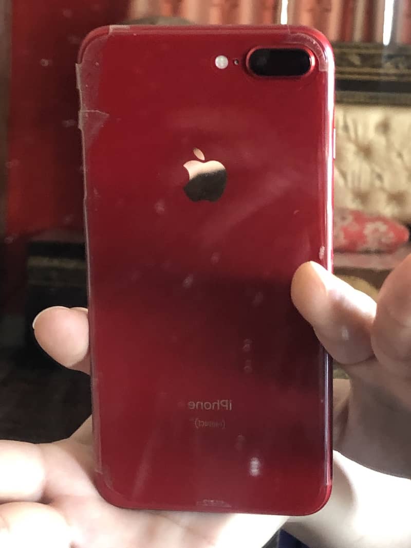 Apple iPhone 8 Plus 1