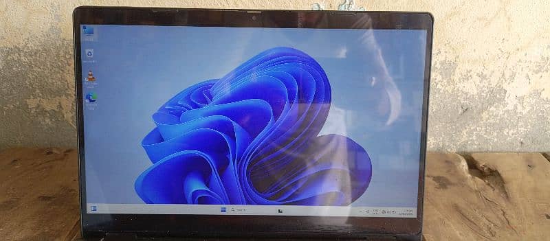 Dell Latitude 5300 16/256 4