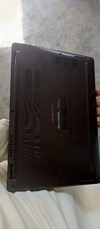 Dell Latitude 5300 16/256 9