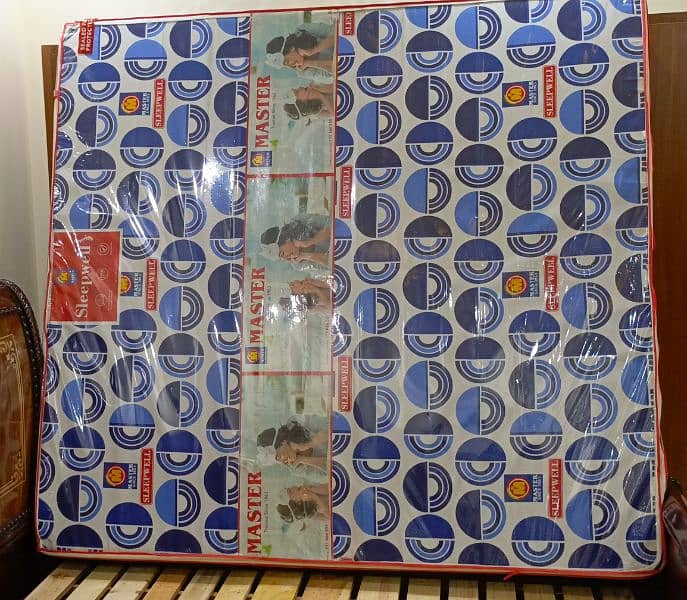 New bed set for sale. used only 2 months. 10