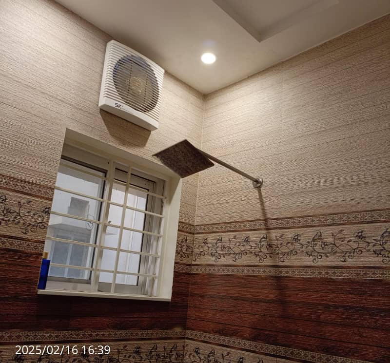 10 Marla Brand New Upper Portion Shershah Block For Rent 1