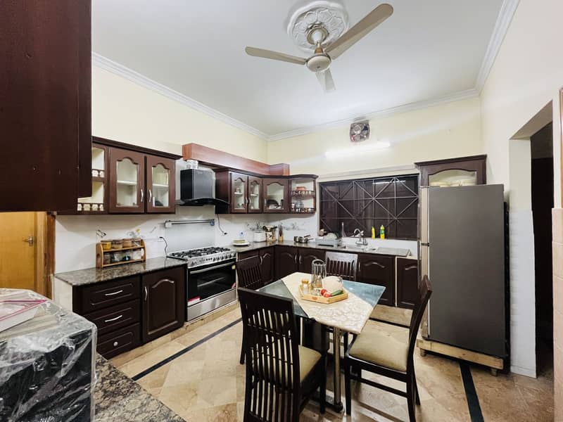 3 BEDROOMS FURNISHED UPPER PORTION WITH SEPARATE GATE 1