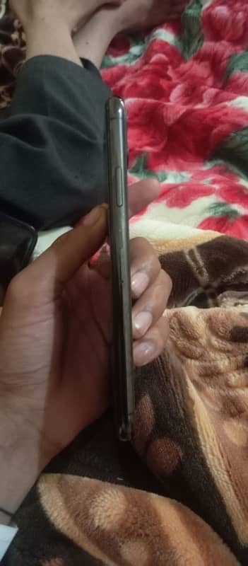 i phone 11 pro max All orignl sb ok jv non pta 64 gb battery service 3