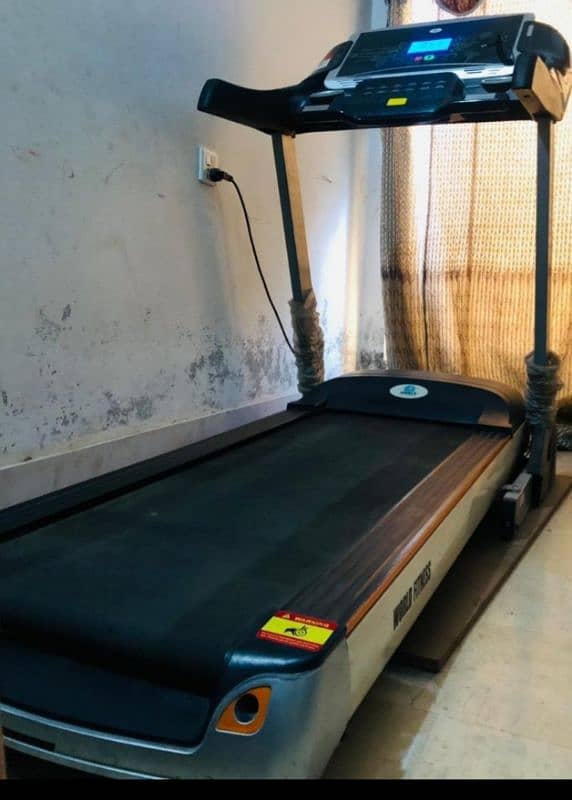 home use treadmill- excellent condition 3