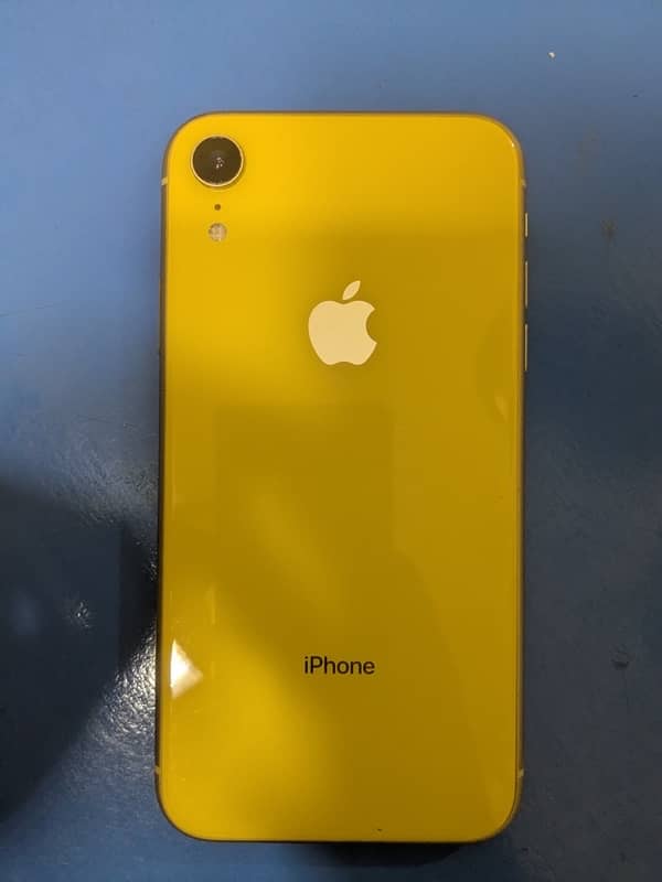 IPHONE XR 1