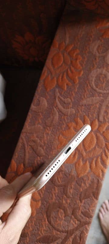 iphone 8 plus 64gb Non PTA, Lush Condition 100% Battry Health 7