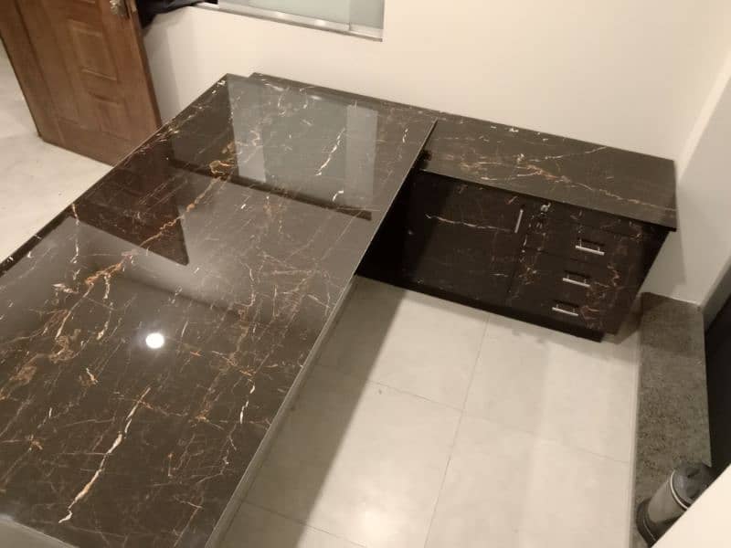Executive table/office table 2