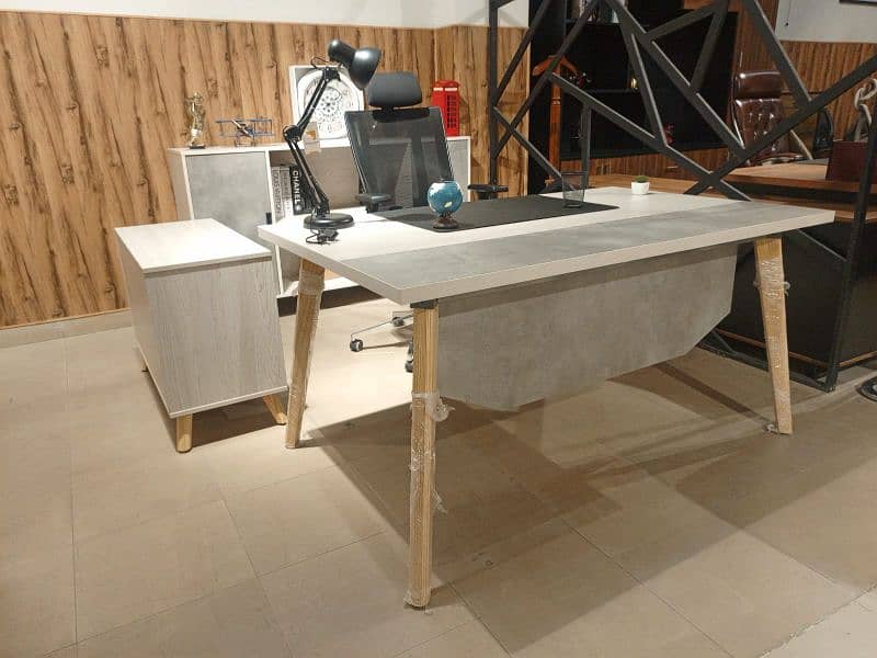 Executive table/office table 12