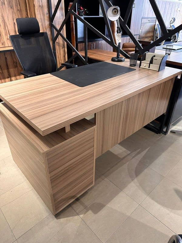 Executive table/office table 13