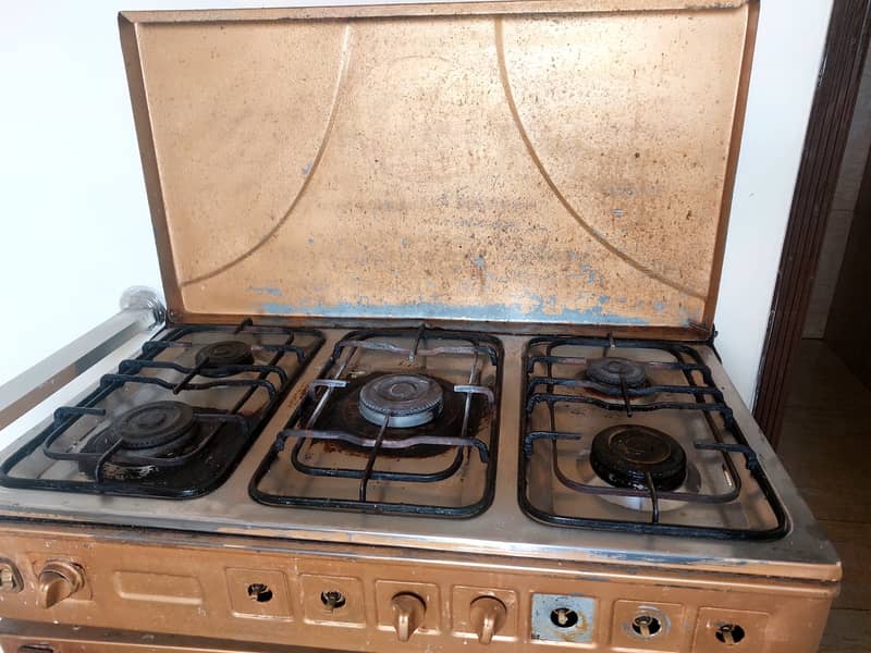 Used Cooking Range for Sale in Gujranwala 2