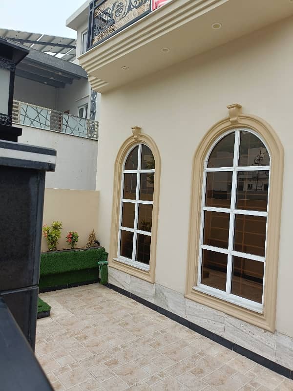 10 Marla Brand New Designer House Available For Rent 2