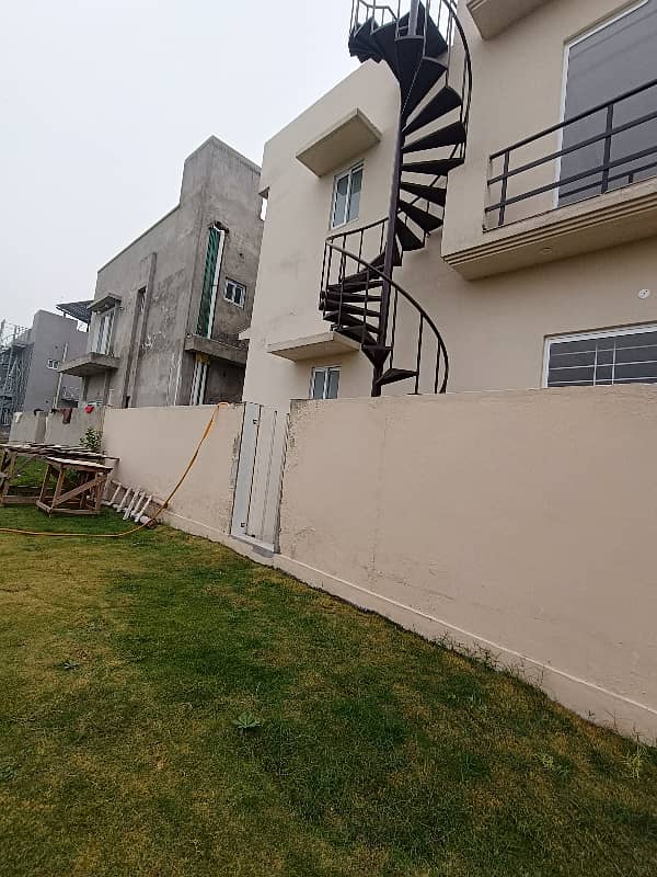10 Marla Brand New Designer House Available For Rent 5
