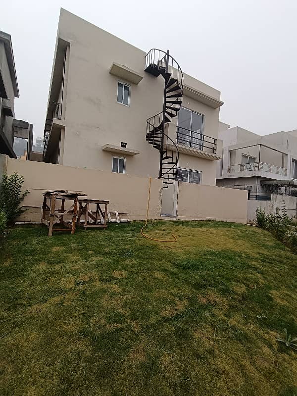 10 Marla Brand New Designer House Available For Rent 7