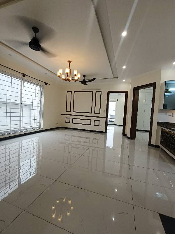 10 Marla Brand New Designer House Available For Rent 29