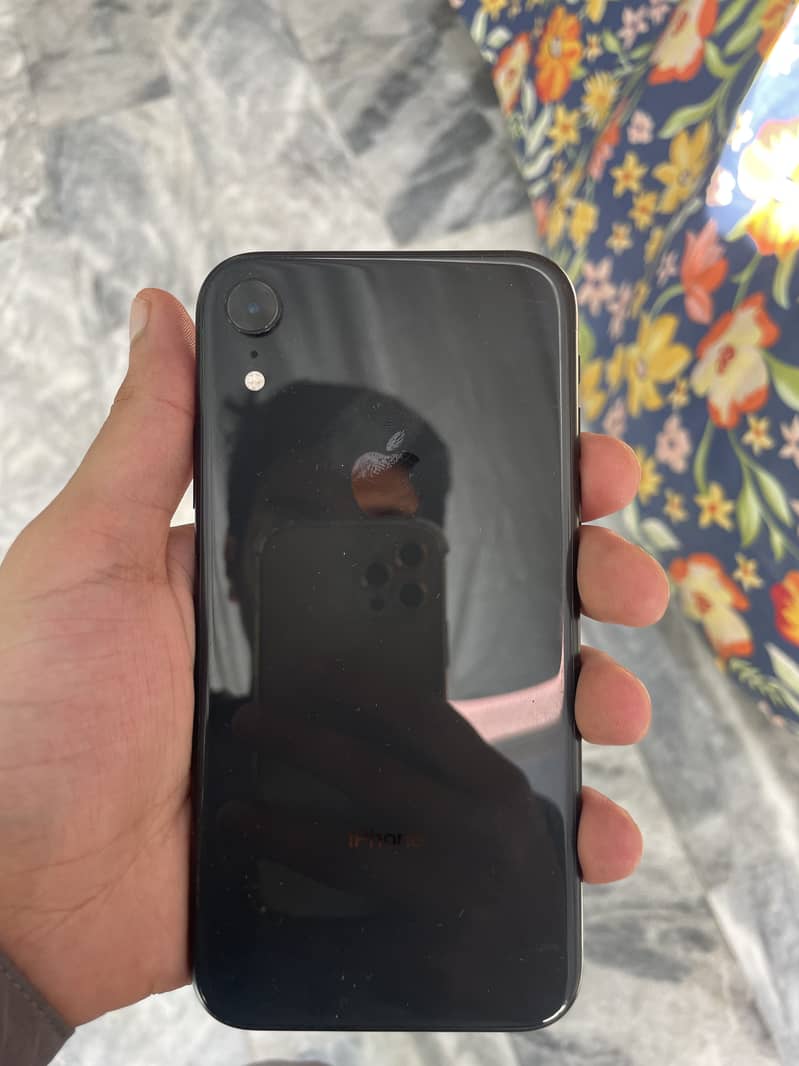 Apple iPhone XR 2