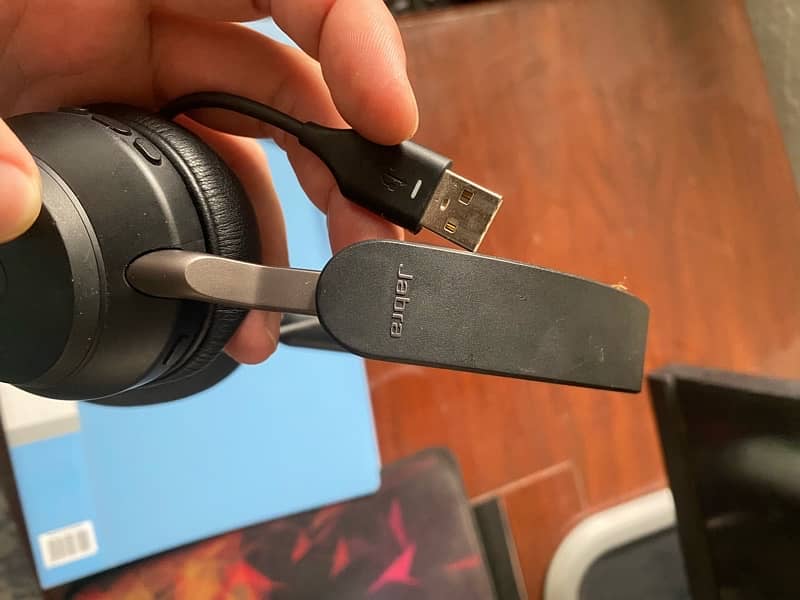 JABRA Evolve 2 40 origanl lateste firmare installed 1