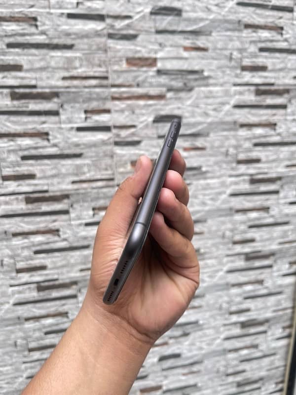 Iphone 11Jv 3