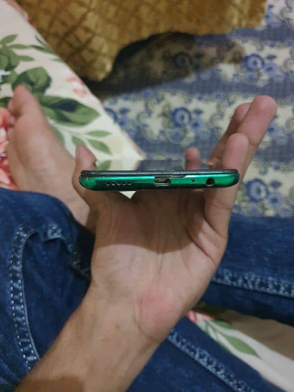 INFINIX S5 6/128 USED CONDITION 2