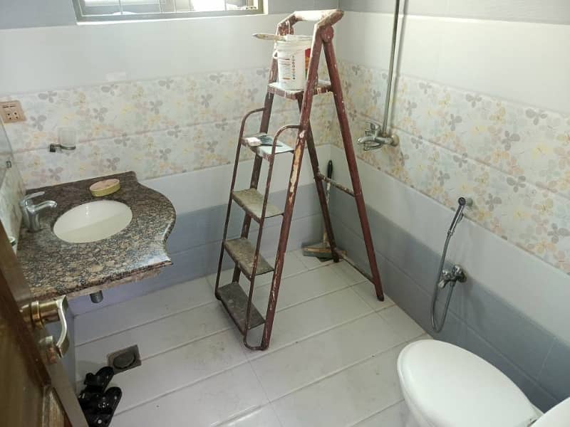 8 Marla Full House Available For Rent In Umar Block Bahria Town Lahore 3