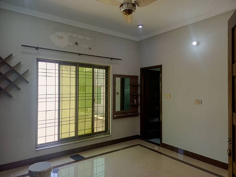 8 Marla Full House Available For Rent In Umar Block Bahria Town Lahore 5