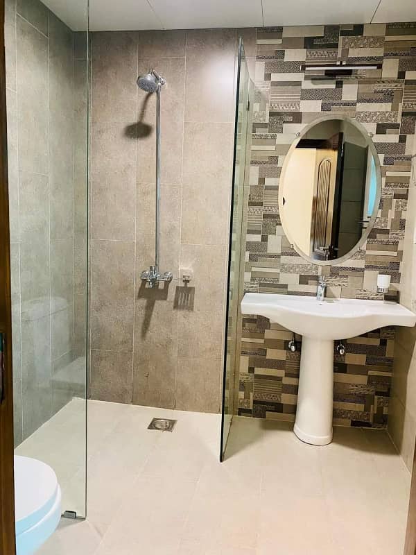 BEAUTIFUL BRAND FLAT AVAILABLE FOR RENT IN ASKARI 10 SECTOR S LAHORE 1