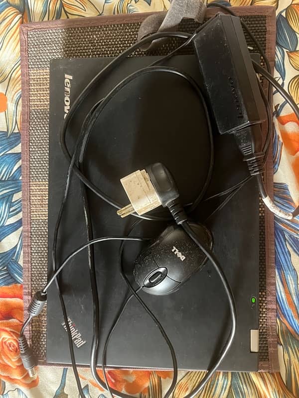 Lenovo thinkpad intel core i5 with 4 gb ram 0