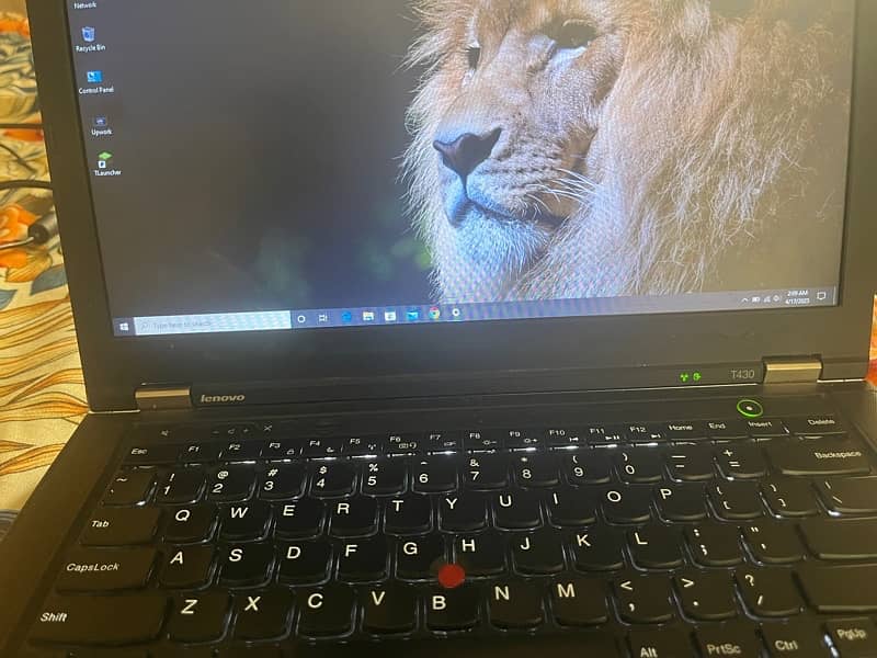 Lenovo thinkpad intel core i5 with 4 gb ram 3