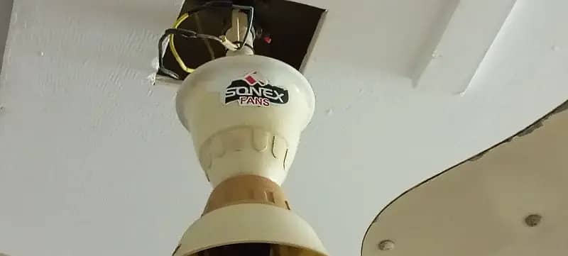 Sonex Ceiling Fan white color heavy, 56 inch 1