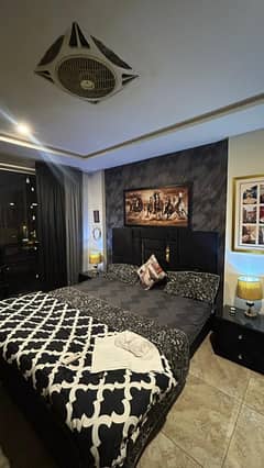 Luxury Apartment for Short Stay/full day Rent in Bahria Town Lahore