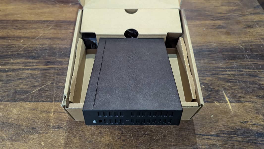SonicWall TZ350 Network Security Appliance Firewall (Renewed) 1