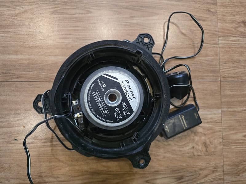 PIONEER CAR SOUND SYSTEM ORIGINAL 4
