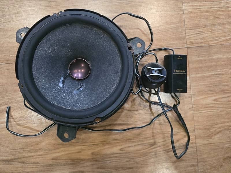 PIONEER CAR SOUND SYSTEM ORIGINAL 5