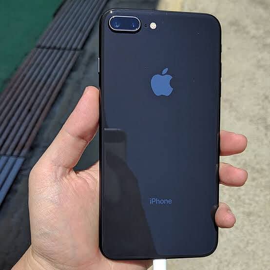 Apple iPhone 8 Plus 0