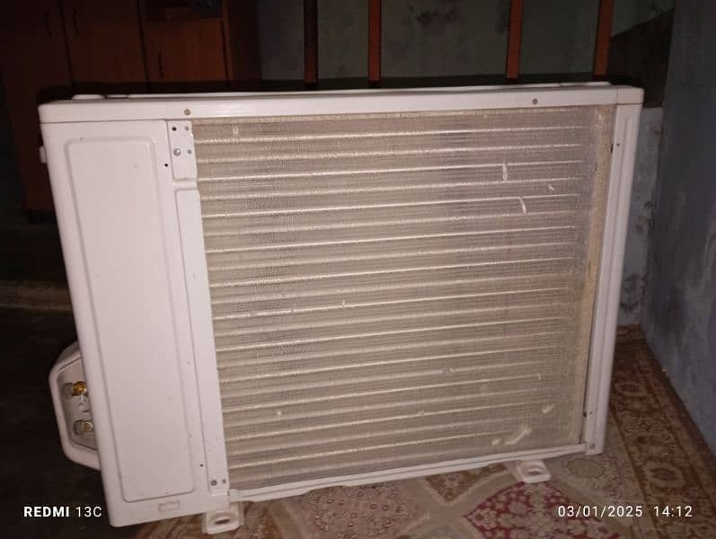 Split a. c excellent condition 4