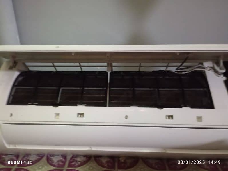 Split a. c excellent condition 6
