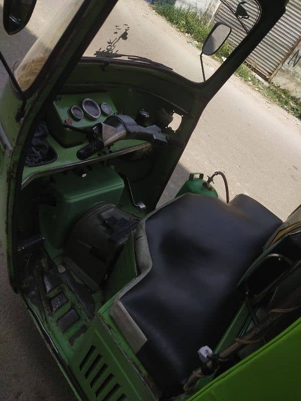 acchi condition mein hai engine ka kam bhi hua hua hai do mah pahle 5