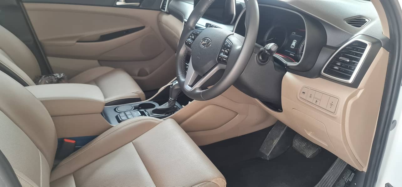 Hyundai Tucson AWD 2023 4