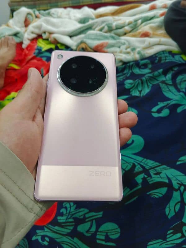 Infinix zero 40 6