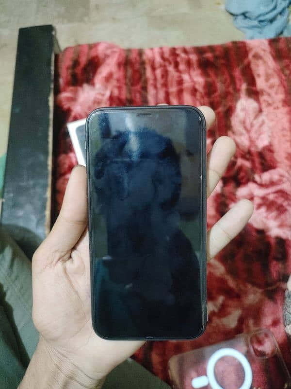 i Phone 11 with Box and accessories Factory Unlocked 9